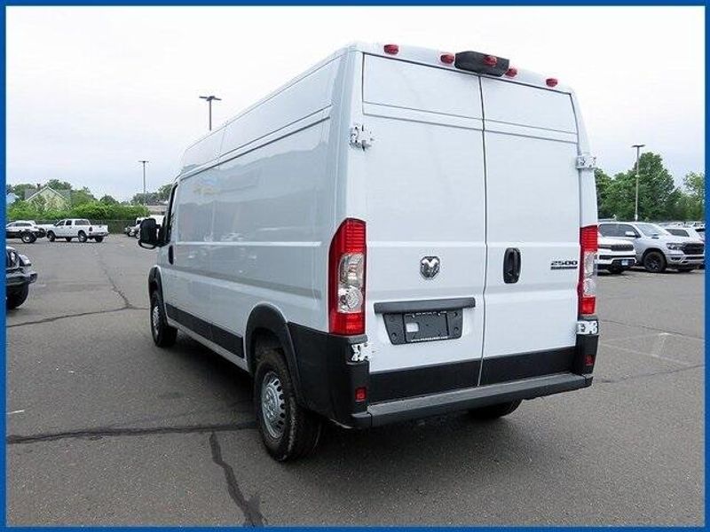 2025 RAM ProMaster High RoofImage 4