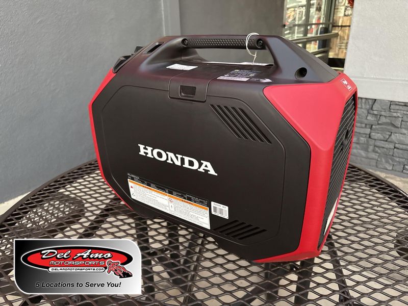 New 2026 Honda EU3200I Image 1