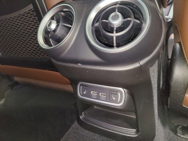 2024 Alfa Romeo Stelvio Ti AWD w/Sunroof/NavImage 26