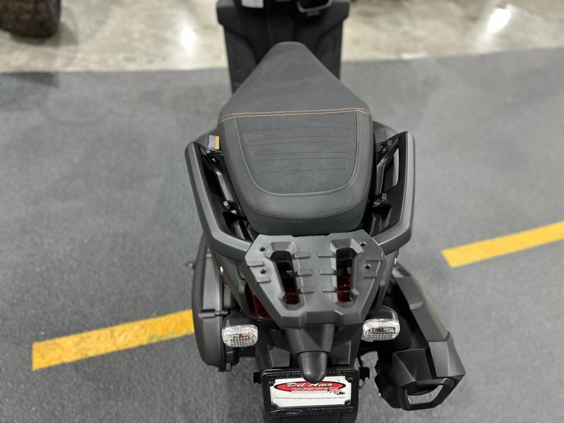 New 2025 Yamaha ZUMA 125 Image 8