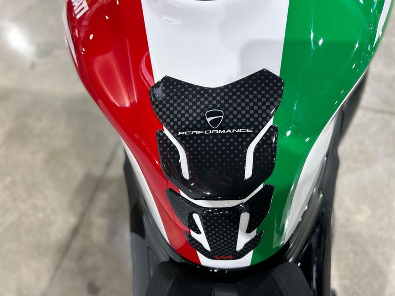Used 2025 Ducati PANIGALE V4 TRICOLORE Image 18