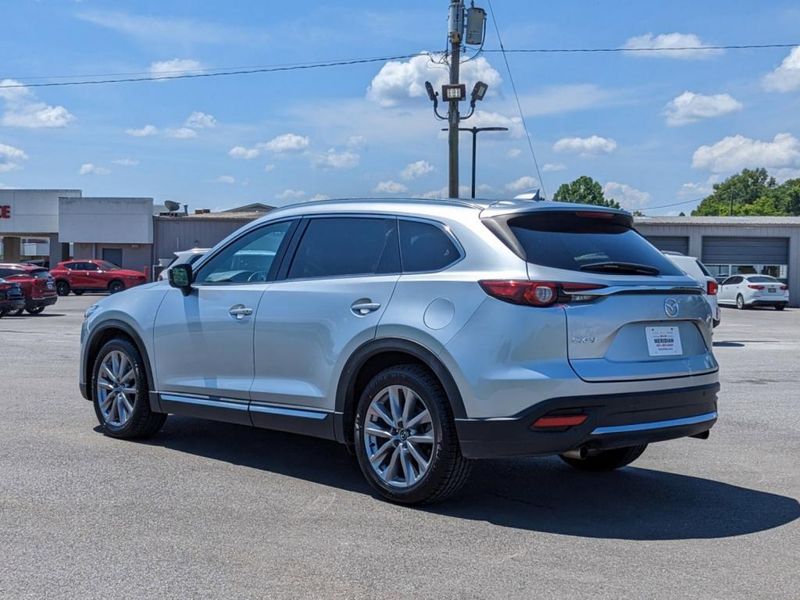 2021 Mazda CX-9 Grand Touring in a Sonic Silver Metallic exterior color. Johnson Dodge 601-693-6343 pixelmotiondemo.com 