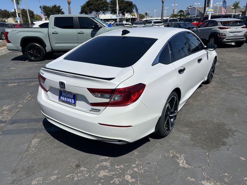 Used 2022 Honda Accord Hybrid SportImage 3