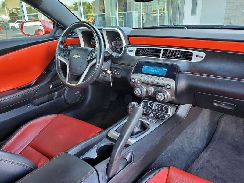 Used 2012 Chevrolet Camaro 2LTImage 3