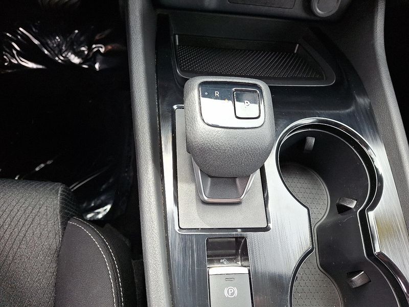 2024 Nissan Rogue SV AWD photo 14