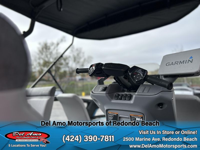 2022 Sea-Doo SWITCH SPORT 18 230 HP Image 10