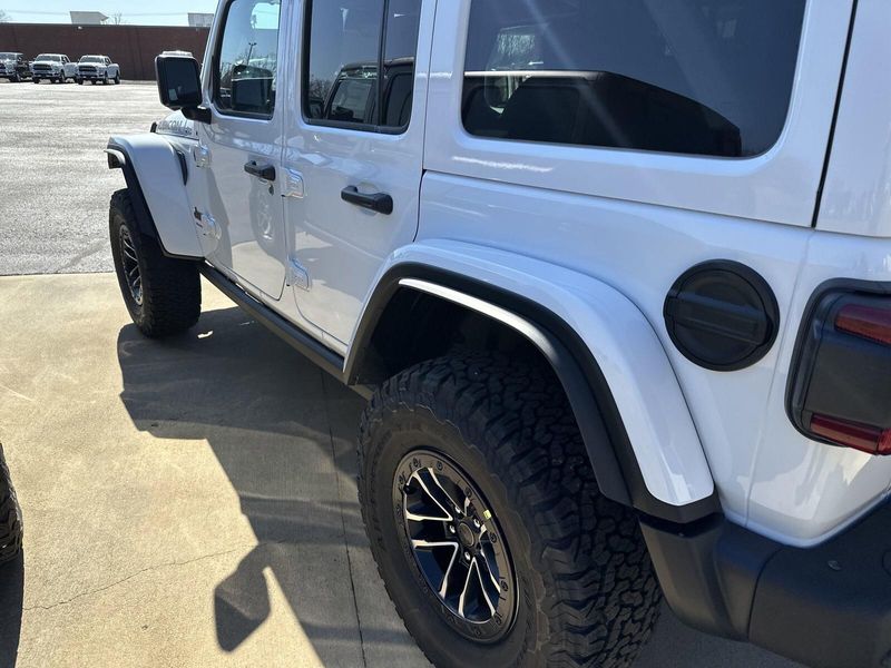 2025 Jeep Wrangler 4-door Rubicon XImage 11