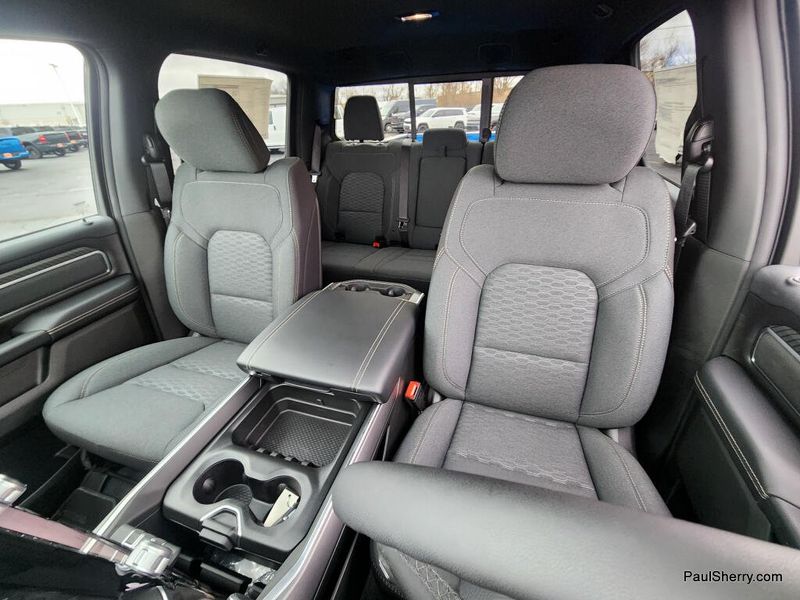 New 2026 RAM 1500 Big Horn Crew Cab 4x4 5'7' Box