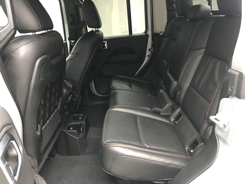 2022 Jeep Gladiator MojaveImage 9