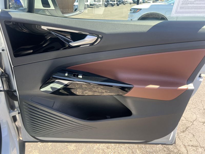 2021 Volkswagen ID.4 Pro SImage 27