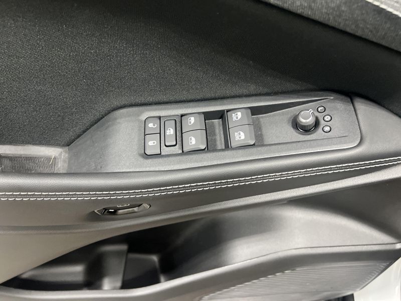 New 2026 Jeep Cherokee Laredo 4x4Image 21