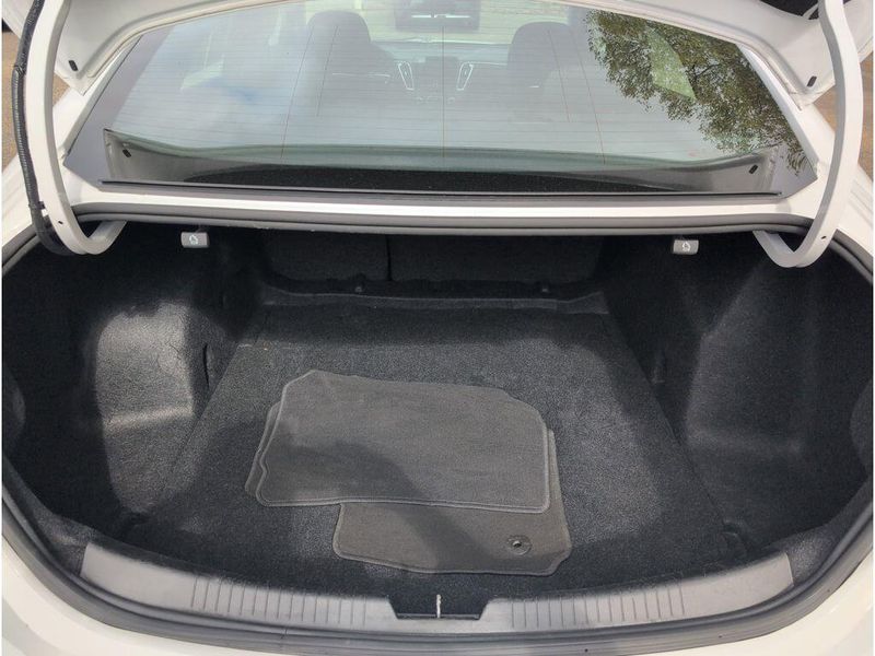 Used 2024 Chevrolet Malibu LTImage 34