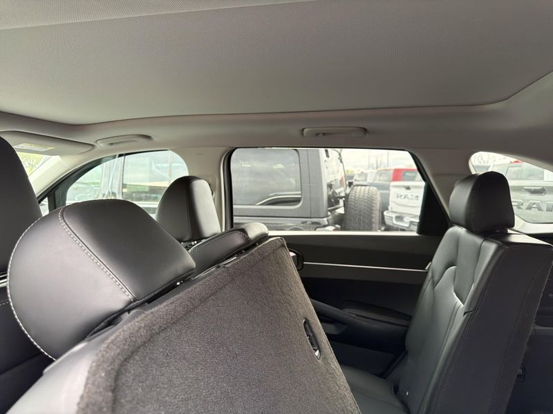 Used 2024 Kia Sorento SImage 21