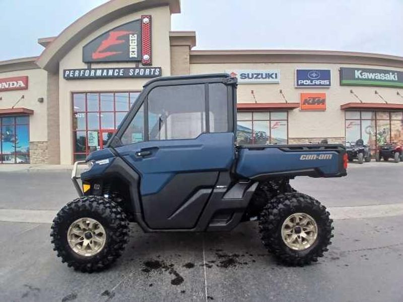 2025 Can-Am DEFENDER LTD HD10 