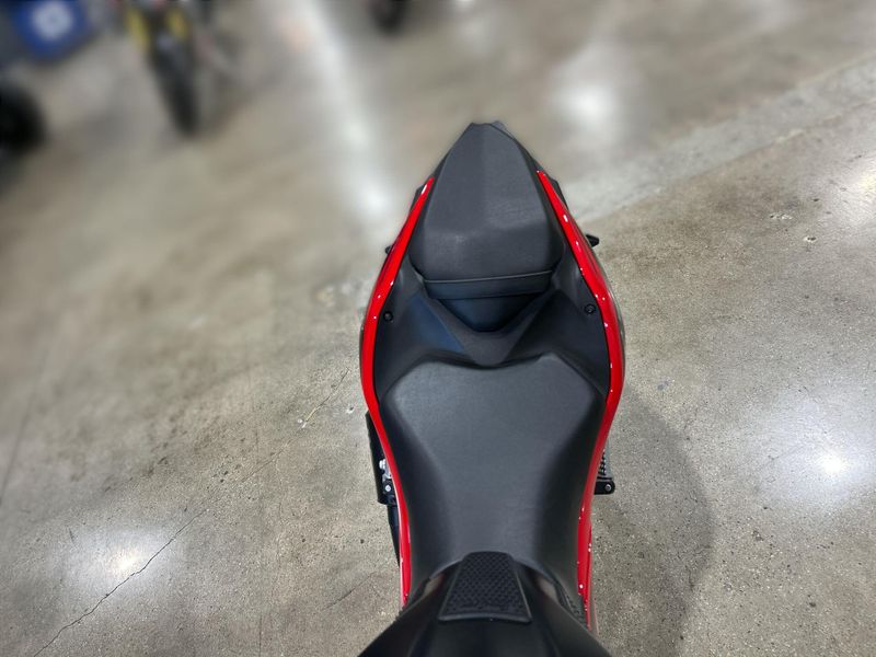 2024 Kawasaki NINJA 500 KRT SE ABS Image 11
