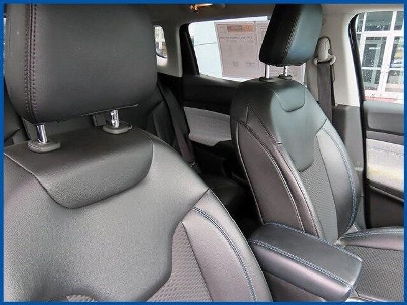 2022 Jeep Compass LatitudeImage 9