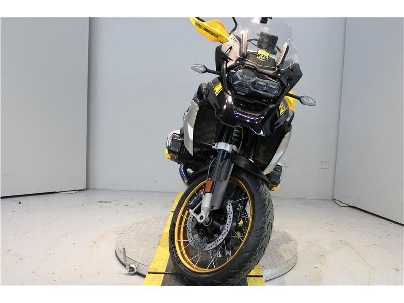 2022 BMW R 1250 GS Image 4