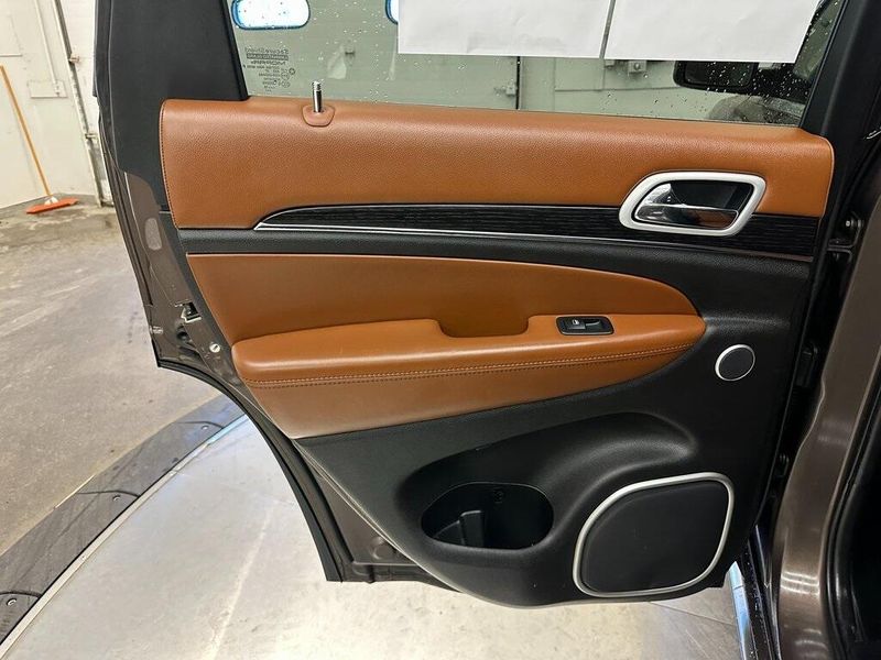 2018 Jeep Grand Cherokee SummitImage 27