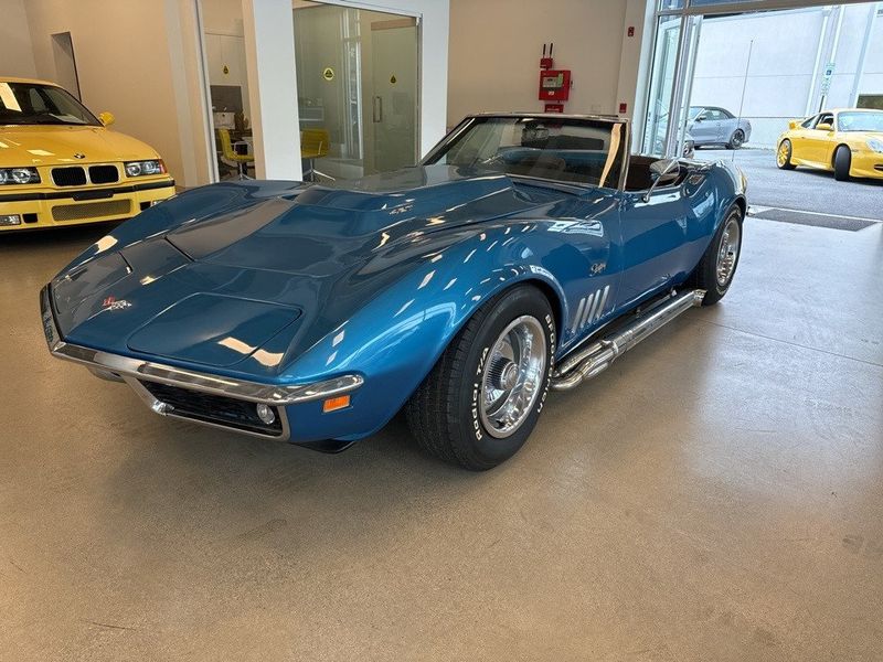 1969 CHEVROLET Corvette ConvertibleImage 4