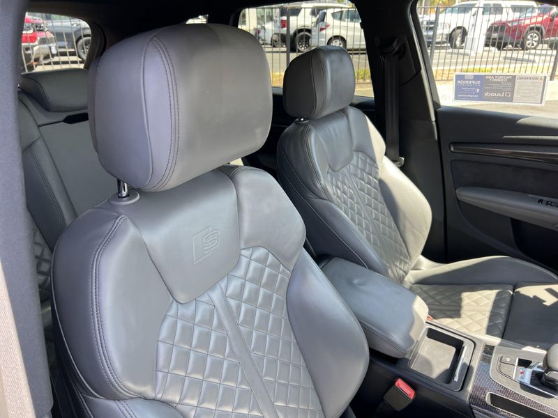 Used 2018 Audi SQ5 PrestigeImage 25