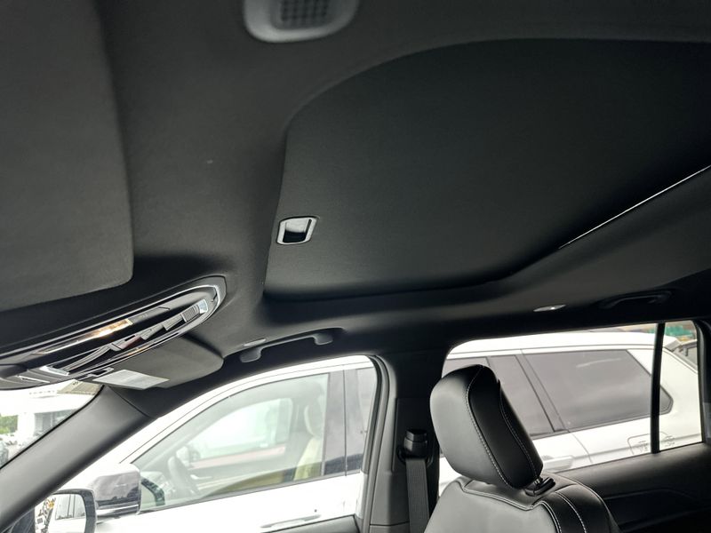 New 2025 Jeep Grand Cherokee L Altitude X 4x4Image 28