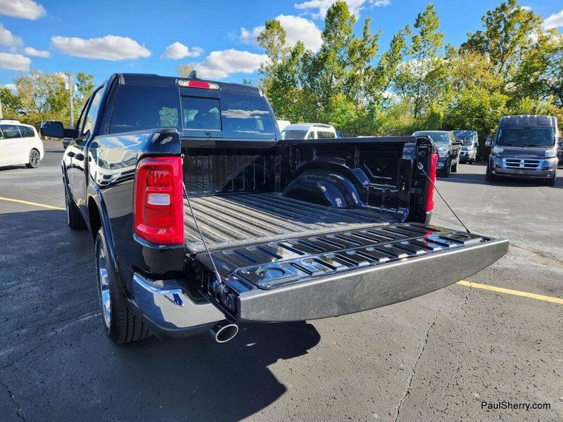 New 2026 RAM 1500 Big Horn Crew Cab 4x4 5'7' Box