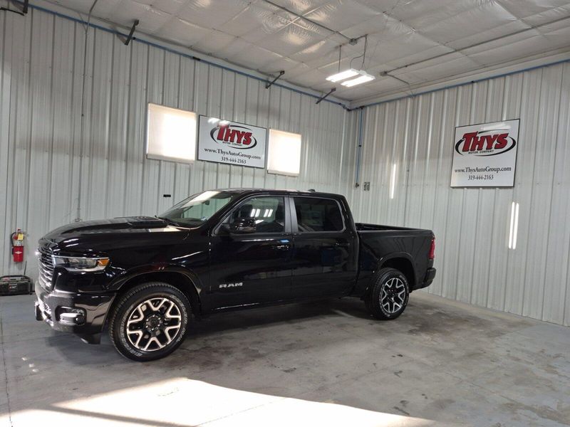 2025 RAM 1500 Laramie Crew Cab 4x4 5