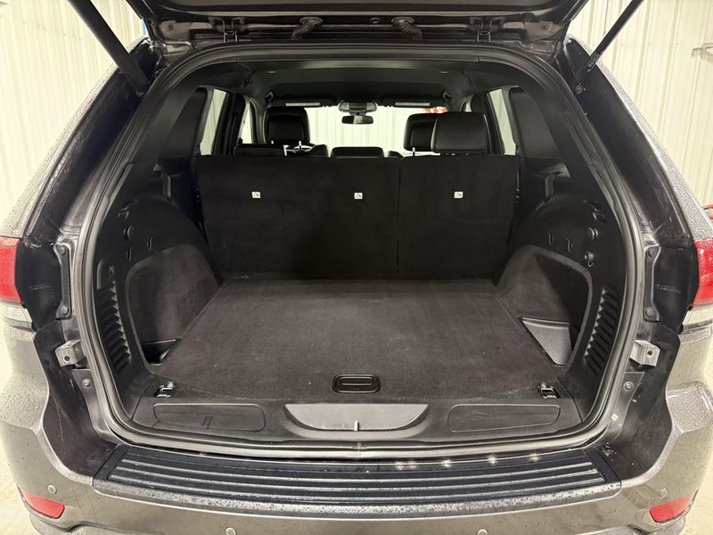 Used 2021 Jeep Grand Cherokee Laredo XImage 5