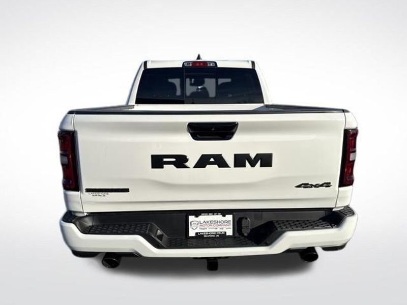 2026 RAM 1500 Big Horn Crew Cab 4x4 5'7' Box