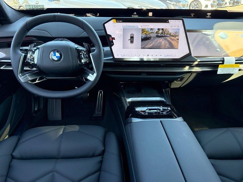 New 2027 BMW 7 Series Image 24