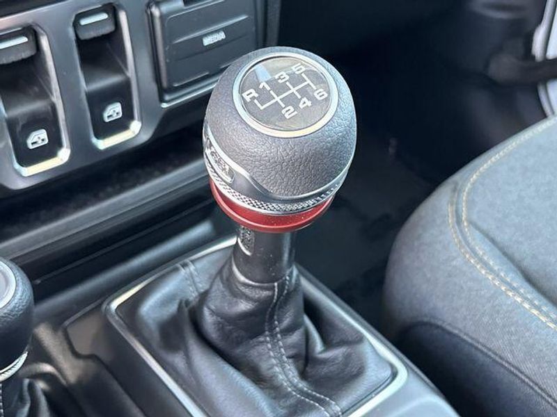 New 2026 Jeep Wrangler 2-door Sport SImage 21