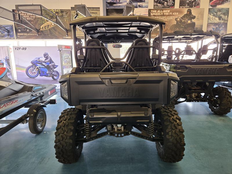 2025 Yamaha WOLVERINE RMAX4 1000 LIMITED MATTE GREY AND METALLIC BLACK Image 4
