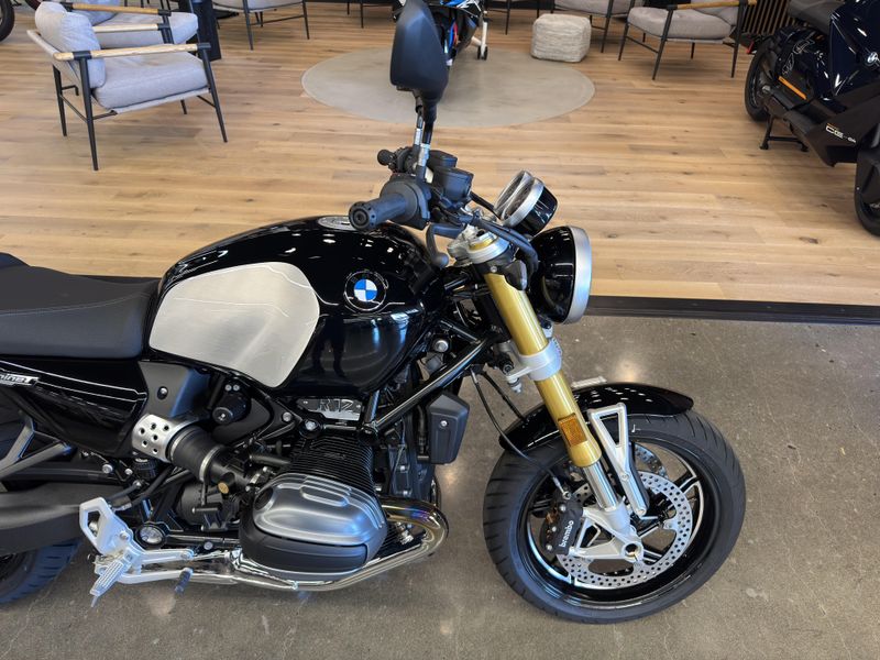 2024 BMW R 12 nineT - BLACK STORM METALLIC 
