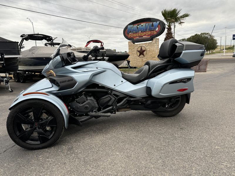 2021 Can-Am RD SPYDER F3 LTD BLUEImage 8