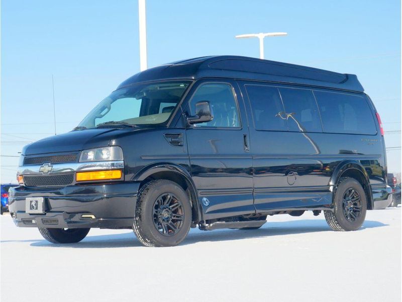 2019 Chevrolet Express 2500 Image 9