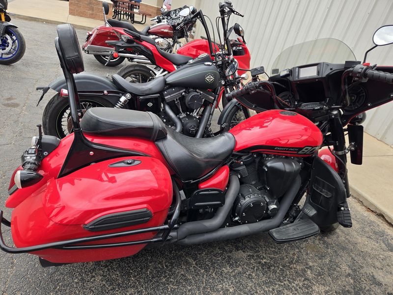 USED 2015 YAMAHA V STAR 1300 DELUXE Image 2