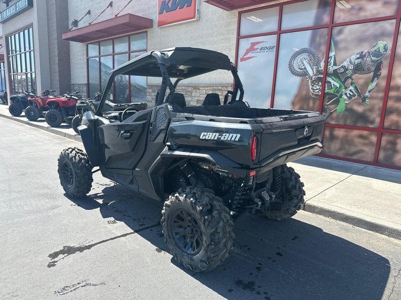 New 2025 Can-Am COMMANDER XT 64 1000R 