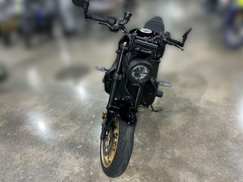 Used 2025 Yamaha XSR900 Image 18