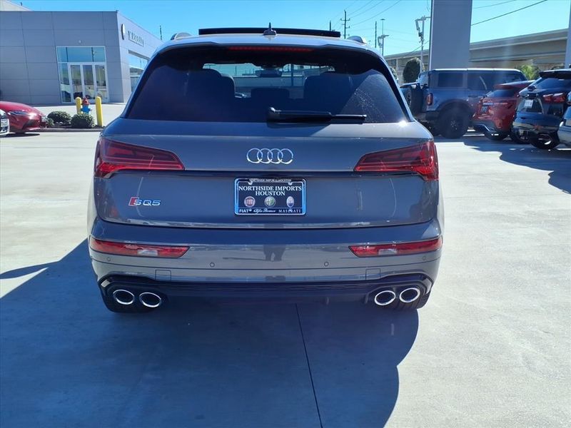 Used 2024 Audi SQ5 Premium PlusImage 12