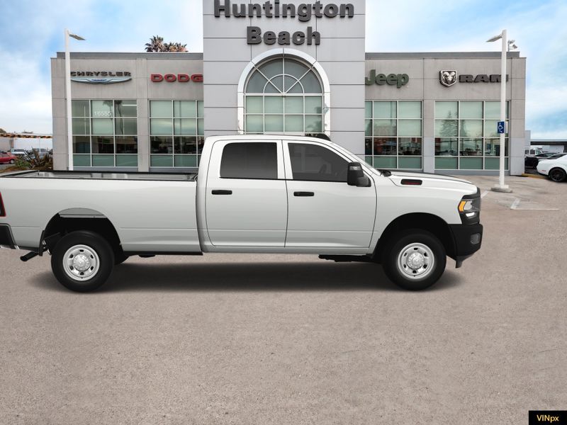 2024 RAM 2500 Tradesman Crew Cab 4x2 Long BoxImage 2