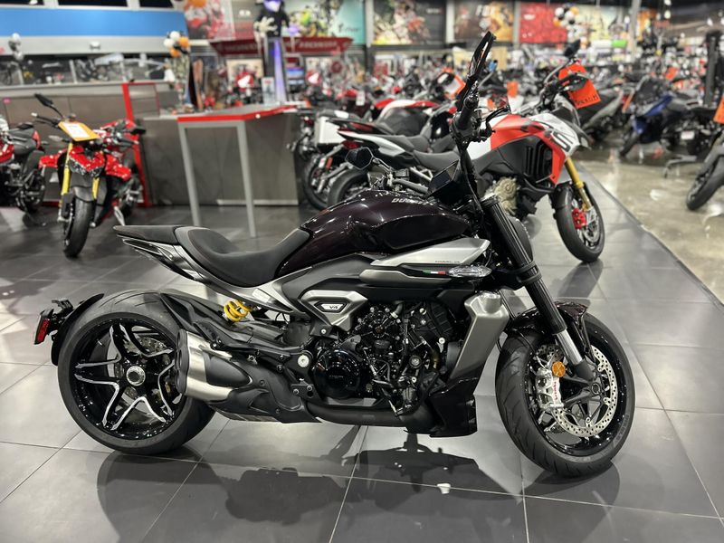 New 2026 Ducati XDIAVEL V4 Image 4