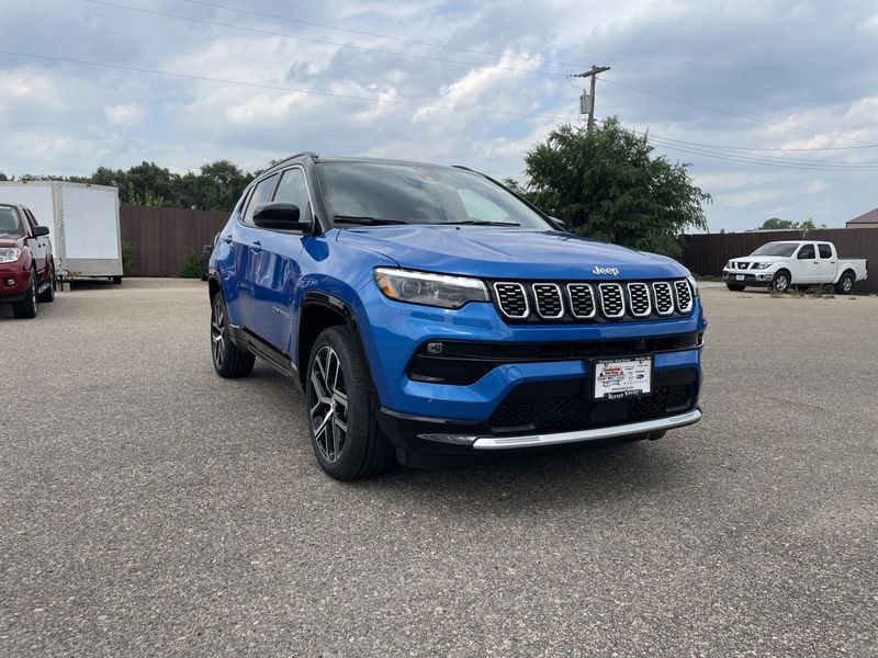 2024 Jeep Compass Limited 4x4Image 2