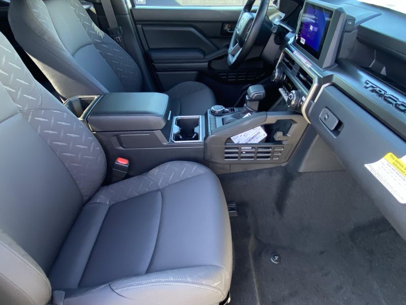 New 2025 Toyota Tacoma SR5Image 10