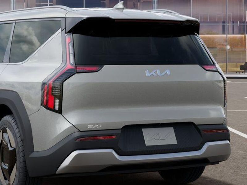 New 2026 Kia EV9 WindImage 14