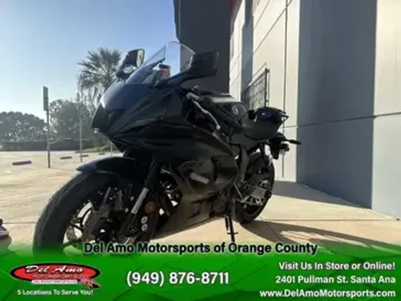 New 2025 Yamaha YZF-R7 Image 6