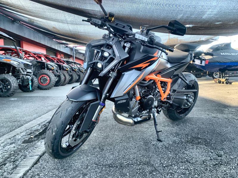 New 2026 KTM 1390 SUPER DUKE R EVO Image 29