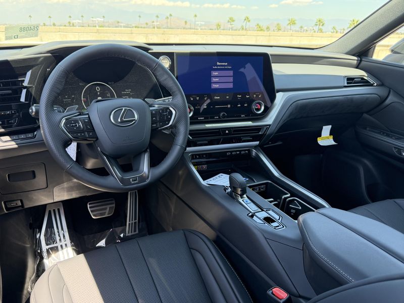 New 2026 Lexus TX 500h F SPORT Performance PremiumImage 26
