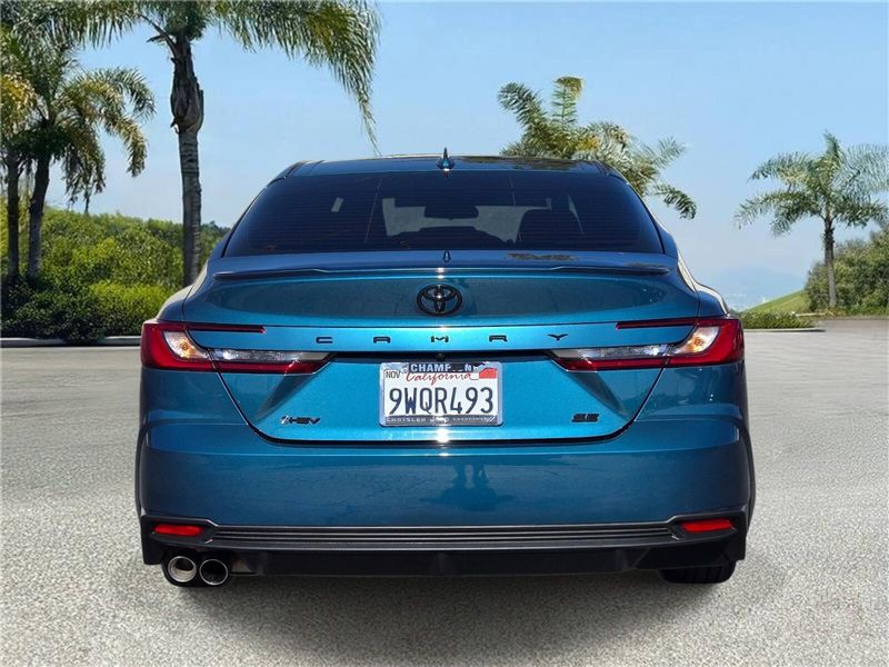 Used 2026 Toyota Camry SE (Natl)