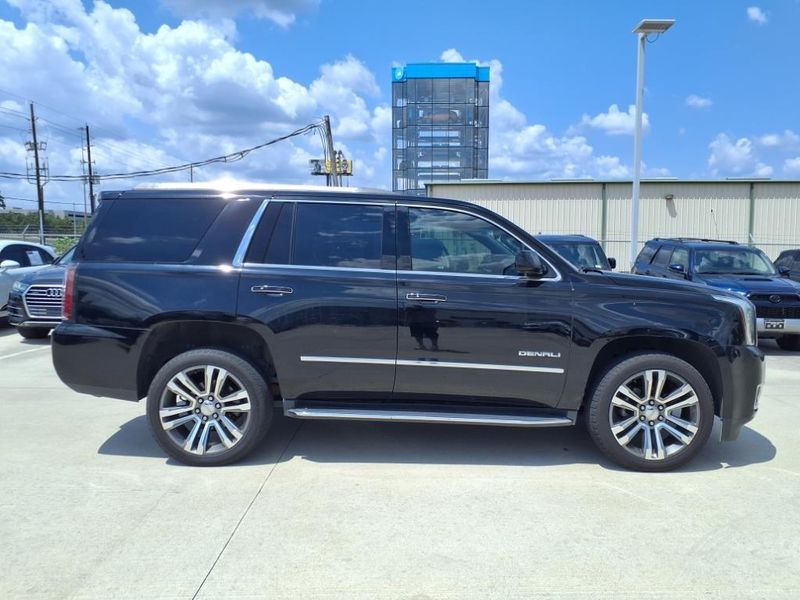 Used 2017 GMC Yukon DenaliImage 15