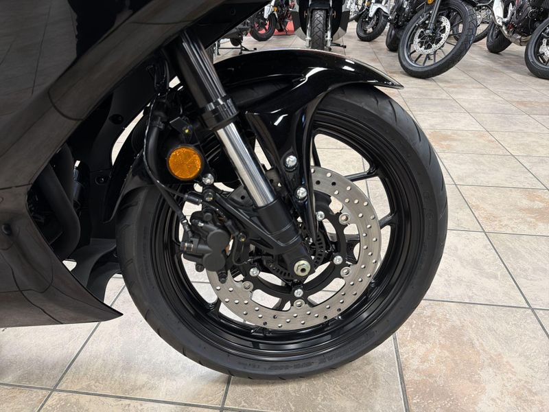 New 2026 Yamaha YZF-R3 ABS Image 23
